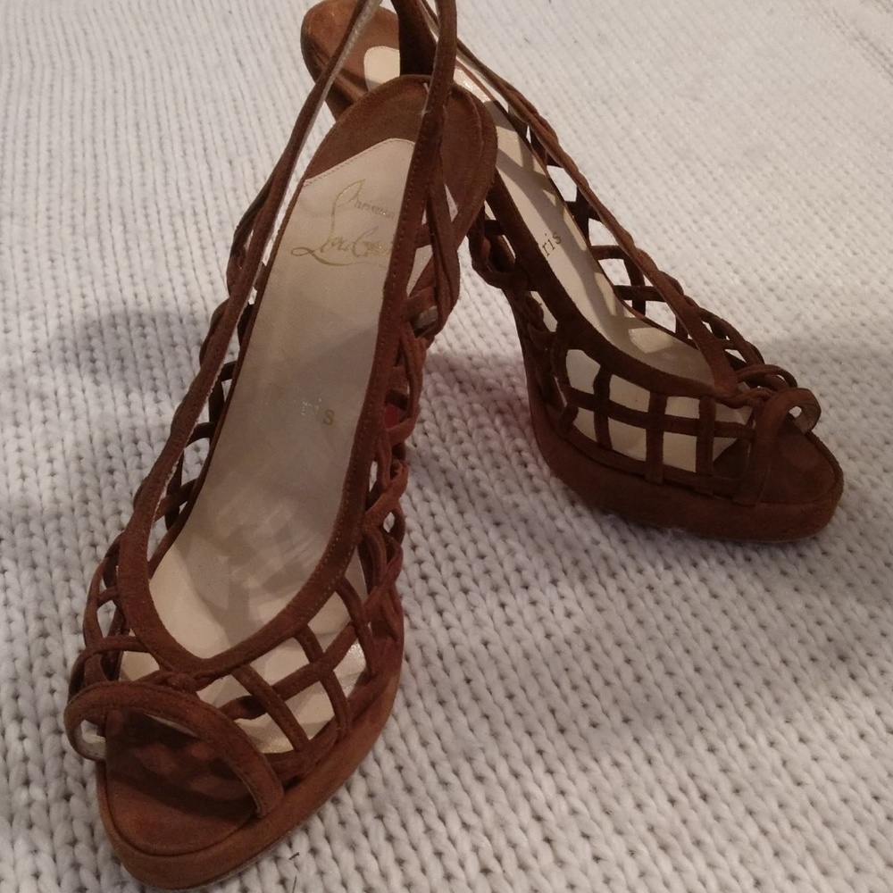 Christian Louboutin Suede Heels 💕